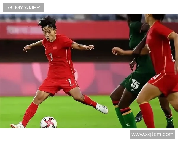 王霜足球明星手机壁纸精选展现她的风采与魅力，助你随时感受足球激情